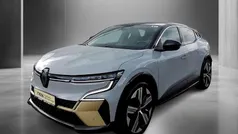 Rafalegrau, dach in black pea Gebraucht 2022 Renault Mégane Iconic Limousine | 27.990 € (Fairer Preis)