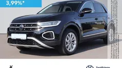 Schwarz Gebraucht 2024 VW T-Roc Style SUV | 29.480 € (Fairer Preis)