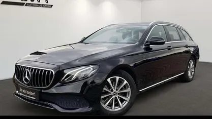 Obsidianschwarz Gebraucht 2018 Mercedes E200 Avantgarde Kombi | 25.950 € (Fairer Preis)