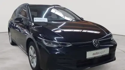 Gebraucht VW Golf VIII Life 150 PS (110 kW) 2025 Grenadillschwarz metallic Kombi