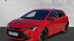 Rot Gebraucht 2019 Toyota Corolla Hybrid Club Limousine | 17.900 € (Fairer Preis)