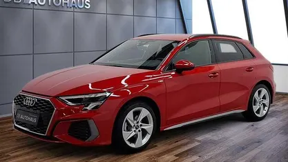 Gebraucht Audi A3 S-Line 150 PS (110 kW) 2024 Rot Limousine