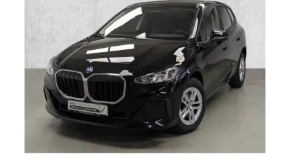 Gebraucht BMW 218 Active Tourer Efficient Dynamics 136 PS (100 kW) 2023 Schwarz Van / Kleinbus