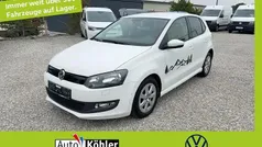 Weiß Gebraucht 2013 VW Polo Limousine | 4.950 € (Guter Preis)