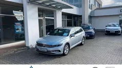 Silber (scale silver metallic) Gebraucht 2021 VW Passat Business Kombi | 24.950 € (Etwas zu teuer)