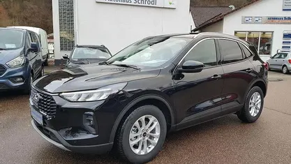 Agateschwarz Neu 2025 Ford Kuga Titanium SUV | 29.990 € (Guter Preis)