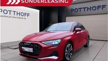 Gebraucht Audi A3 Advanced 150 PS (110 kW) 2025 Rot Limousine