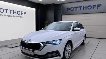 Gebraucht 2023 Skoda Octavia Style Kombi | 20.443 € (Fairer Preis)