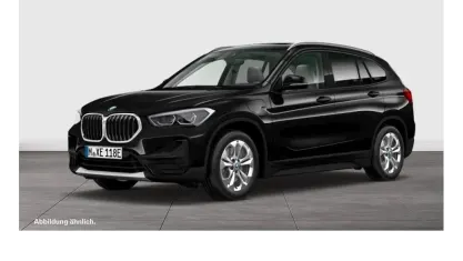 Gebraucht BMW X1 Sport Line 125 PS (91 kW) 2022 Black sapphire SUV