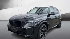 Schwarz Gebraucht 2024 BMW X5 M Sport SUV | 92.400 € (Fairer Preis)