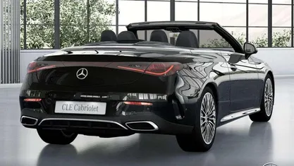 Schwarz Gebraucht 2025 Mercedes CLE200 AMG Cabrio | 62.850 € (Teuer)