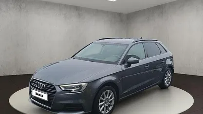 Monsungrau metallic Gebraucht 2020 Audi A3 Basis Limousine | 16.800 € (Guter Preis)