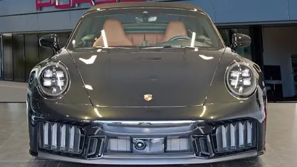 Gebraucht 2026 Porsche 911 Carrera 4 Cabriolet Cabrio | 236.138 € (Teuer)