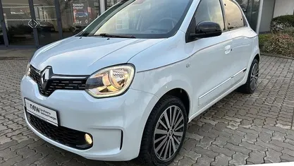 Gebraucht Renault Twingo Techno 60 kW (82 PS) 2023 Quartz white (weiß) Kleinwagen