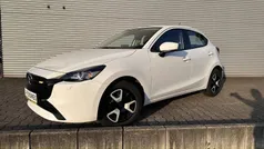 Arctic white Gebraucht 2023 Mazda 2 Center-Line Kleinwagen | 16.990 € (Guter Preis)