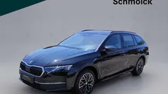 Gebraucht 2024 Skoda Octavia Selection Kombi | 31.290 € (Guter Preis)