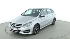 Grau Gebraucht 2016 Mercedes B180 Style Van / Kleinbus | 14.180 € (Fairer Preis)