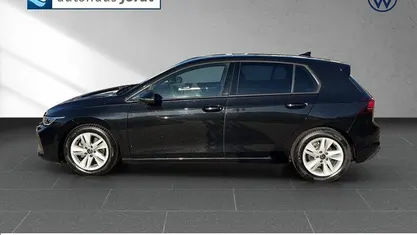 Gebraucht VW Golf VIII Life 116 PS (85 kW) 2024 Schwarz Limousine