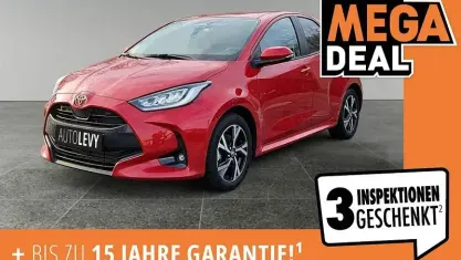 Gebraucht Toyota Yaris Style 116 PS (85 kW) 2025 Rot Kleinwagen