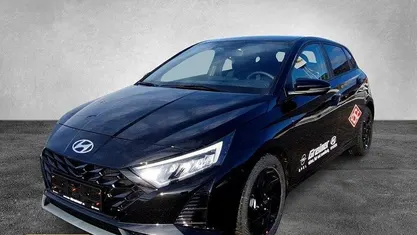 Neu Hyundai i20 Blackline 90 PS (66 kW) 2026 Phantom black Kleinwagen