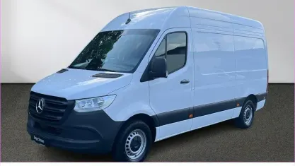 Gebraucht Mercedes Sprinter 170 PS (125 kW) 2025 Weiß Van
