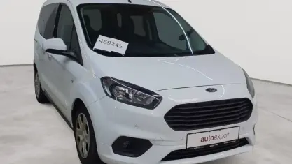 Gebraucht Ford Tourneo Courier Trend 101 PS (74 kW) 2021 Frostweiß Van / Kleinbus