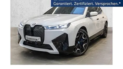 Gebraucht BMW iX Sport Line 239 kW (326 PS) 2023 Weiß SUV