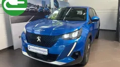 Blau Gebraucht 2021 Peugeot e-2008 Active SUV | 18.990 € (Fairer Preis)