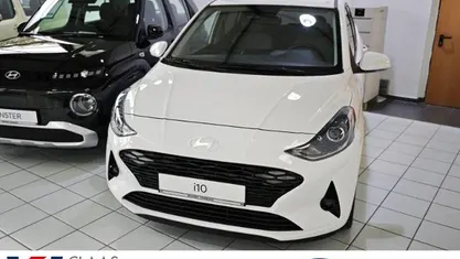 Weiss Gebraucht 2024 Hyundai i10 Prime Kleinwagen | 16.990 € (Guter Preis)