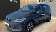 Uranograu Gebraucht 2023 VW Touran Van / Kleinbus | 31.890 € (Fairer Preis)