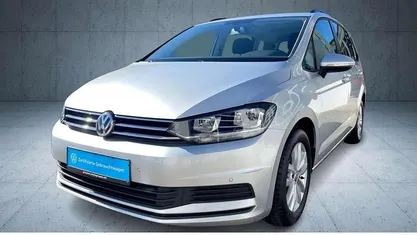 Silber Gebraucht 2019 VW Touran Comfortline Van / Kleinbus | 17.970 € (Guter Preis)