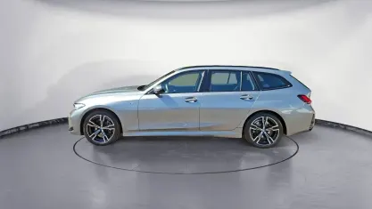 Używany BMW 318 M Sport 156 KM (114 kW) 2025 Szary Kombi
