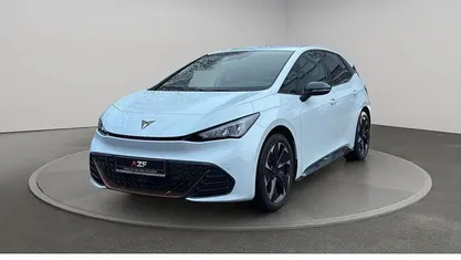 Weiß Gebraucht 2023 Cupra Born Kleinwagen | 26.890 € (Fairer Preis)