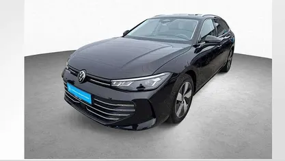 Grenadillschwarz metallic Gebraucht 2025 VW Passat Kombi | 33.890 € (Guter Preis)