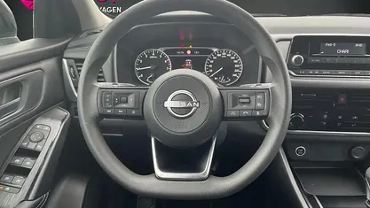 Gebraucht Nissan Qashqai Visia 140 PS (102 kW) 2023 Schwarz SUV