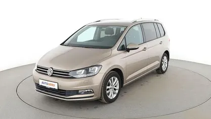 Gebraucht VW Touran Comfortline 110 PS (80 kW) 2016 Beige Van / Kleinbus