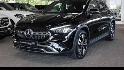 Gebraucht Mercedes GLA220 Edition 190 PS (139 kW) 2025 Schwarz SUV