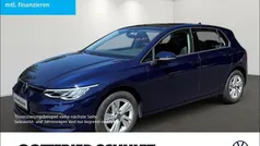 Gebraucht 2021 VW Golf VIII Life Limousine | 21.490 € (Fairer Preis)