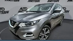 Grau Gebraucht 2020 Nissan Qashqai 360º SUV | 18.290 € (Fairer Preis)