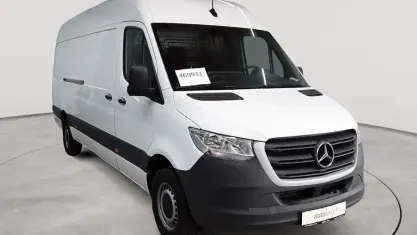 Gebraucht Mercedes Sprinter 170 PS (125 kW) 2024 Arktisweiß Van