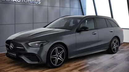 Gebraucht Mercedes C300e AMG Line Premium Plus 313 PS (230 kW) 2024 Grau Kombi