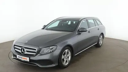Grau Gebraucht 2016 Mercedes E200 Avantgarde Kombi | 20.690 € (Fairer Preis)