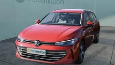 Rot Gebraucht 2024 VW Passat Business Van / Kleinbus | 32.530 € (Fairer Preis)