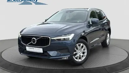 Gebraucht Volvo XC60 Momentum 197 PS (144 kW) 2021 Blau SUV