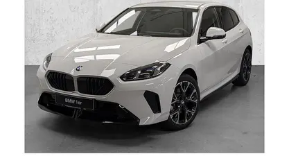 Alpinweiss iii Neu 2025 BMW 120 M Sport Kleinwagen | 34.990 € (Superpreis)