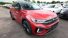 Kings red metallic / dach... Neu 2025 VW T-Roc R-line SUV | 36.578 € (Fairer Preis)
