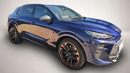 Neu Cupra Terramar VZ 265 PS (194 kW) 2026 Blau SUV