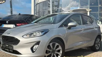 Gebraucht Ford Fiesta 101 PS (74 kW) 2018 Grau Kleinwagen