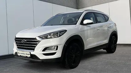 Gebraucht Hyundai Tucson Trend 132 PS (97 kW) 2020 Polar white SUV