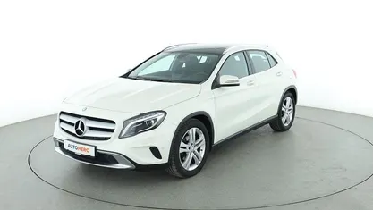 Weiß Gebraucht 2014 Mercedes GLA220 Urban SUV | 17.730 € (Fairer Preis)
